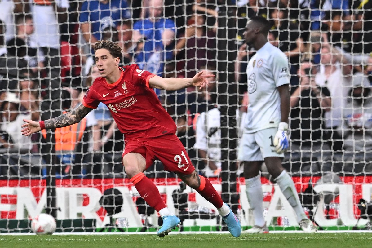 empireofthekop's tweet photo. WHAT A TIME TO BE ALIVE https://t.co/lo6jtlkdkh