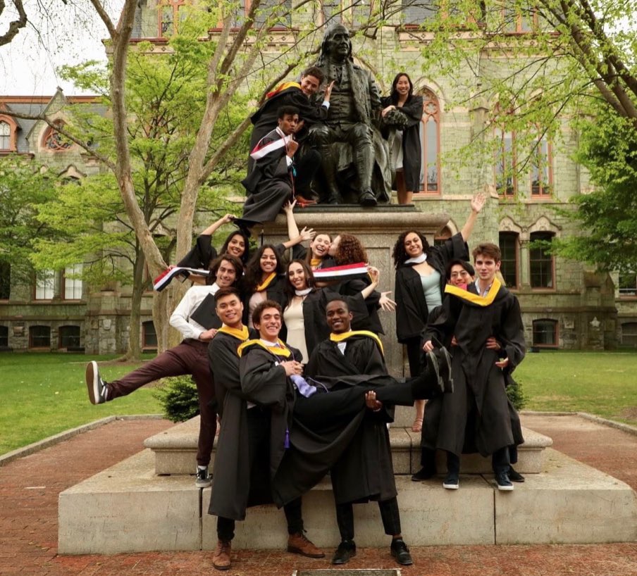 PennEngineers's tweet photo. 🎊🎓🎊
#pennenggrad #pennengineeringproud https://t.co/Nraca1z00e
