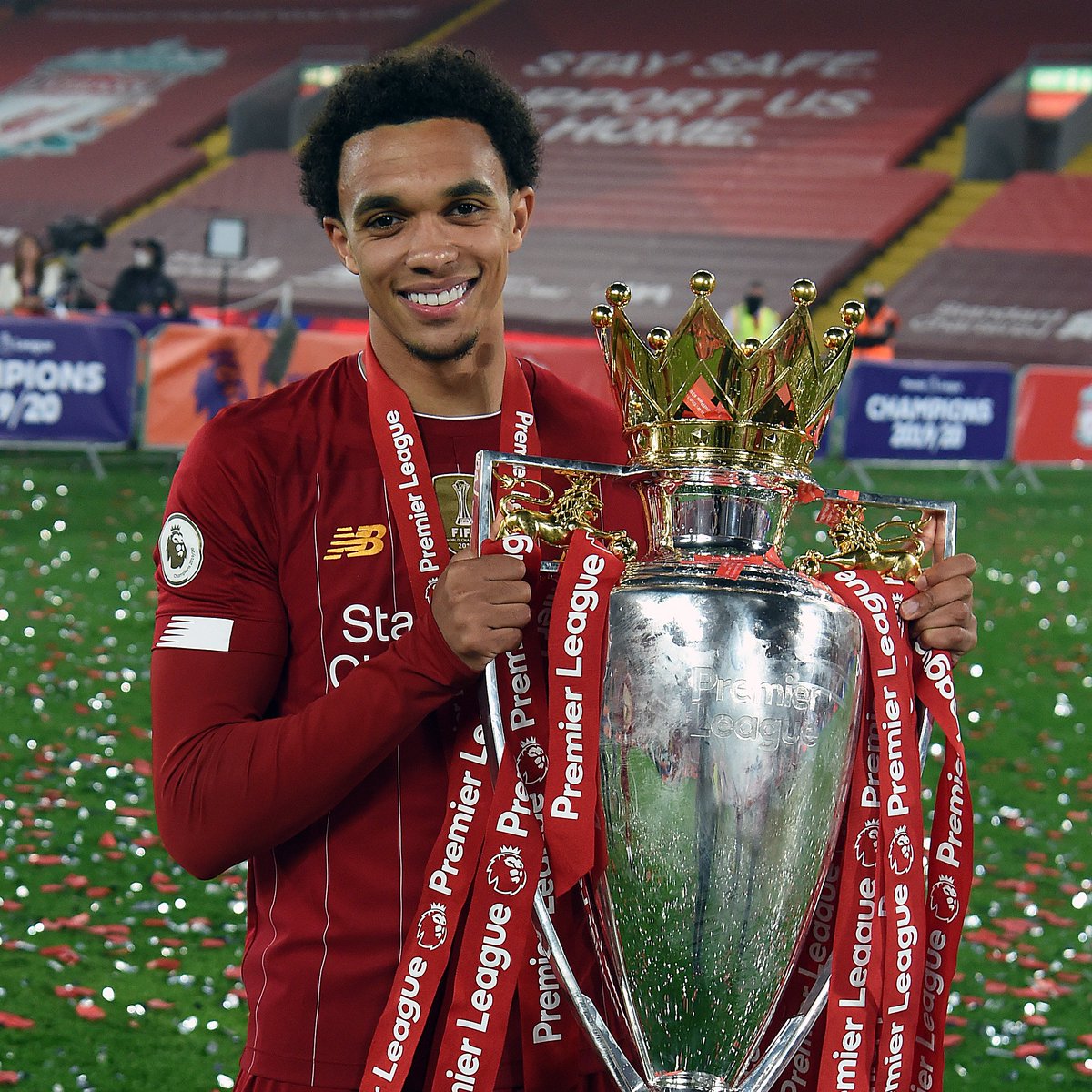 Sporf's tweet photo. ✅Premier League
✅FA Cup
✅EFL Cup
✅Champions League
✅Super Cup 
✅Club World Cup

🏆@TrentAA is the youngest Englishman to win every possible trophy at club level!🏴󠁧󠁢󠁥󠁮󠁧󠁿 

🔴Liverpool through and though! https://t.co/TAxh7hRt3E