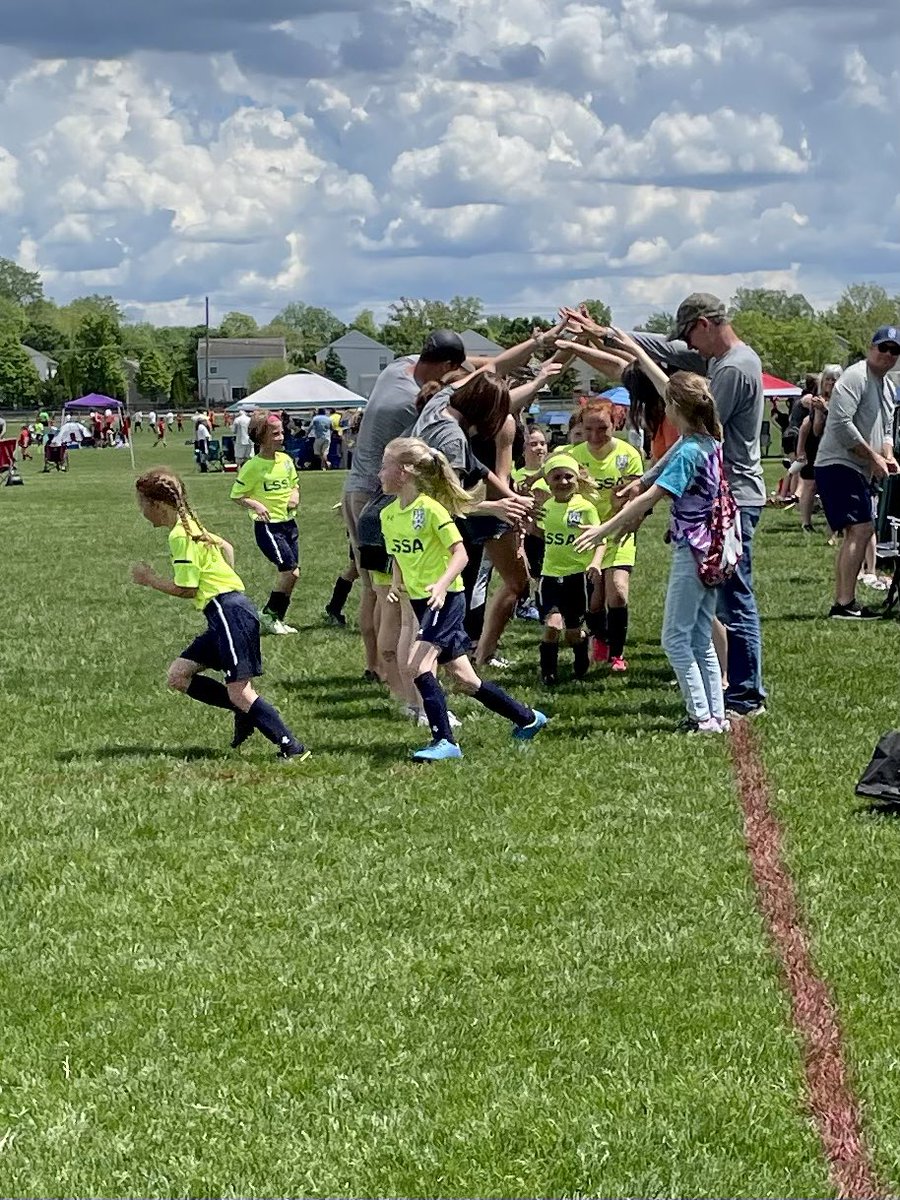 LSSA_United's tweet photo. The U9 girls finished the day with a good 4-1 victory this afternoon! Some good rest, plenty of water and we will be ready for tomorrow!

#GoUnited⚽️ https://t.co/XFnx3d22mj