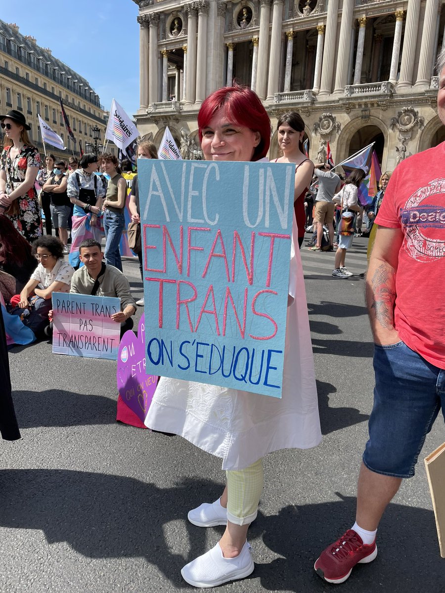 jupiterbuckley's tweet image. mes affiches préférés aujourd’hui #ExistransInter