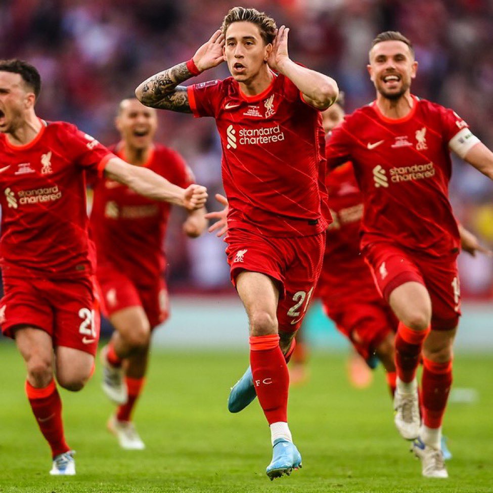 ScouserChrisLFC's tweet photo. What. A. Picture. https://t.co/vvG1tD6e8V