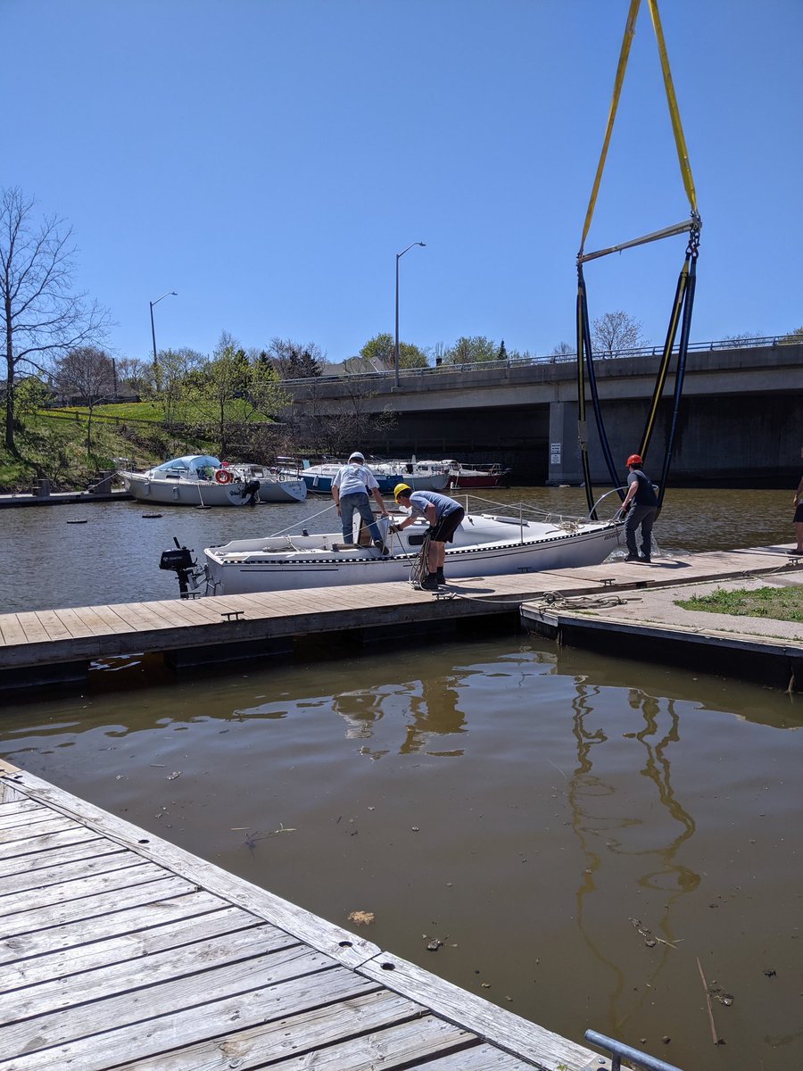 BronteHarbourYC's tweet photo. Lisa is in the water. https://t.co/wz21EOCjw7