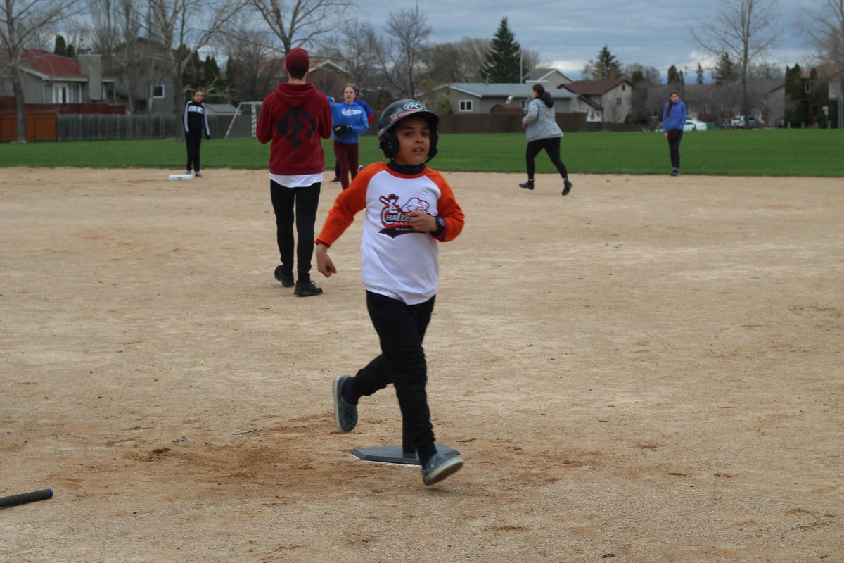 ChallengerMB1's tweet photo. It was so great to see our old friends and meet some new ones while having a blast at WSMBA Challenger Baseball's Season Opener this morning!  

We had a ton of Buddies come out to join in the fun, love it! https://t.co/IY4Ut82Cam