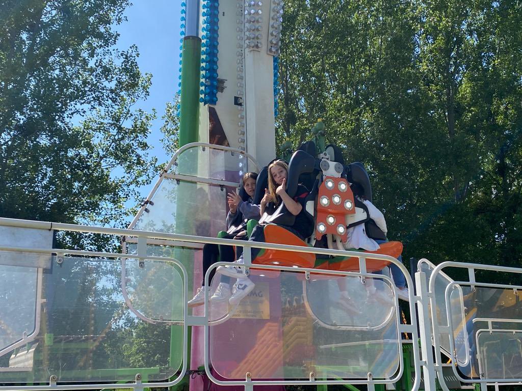 HabsMonBoarding's tweet photo. All the fun of the fair for School House! 🎢🎡 https://t.co/MWrtJye5Oi
