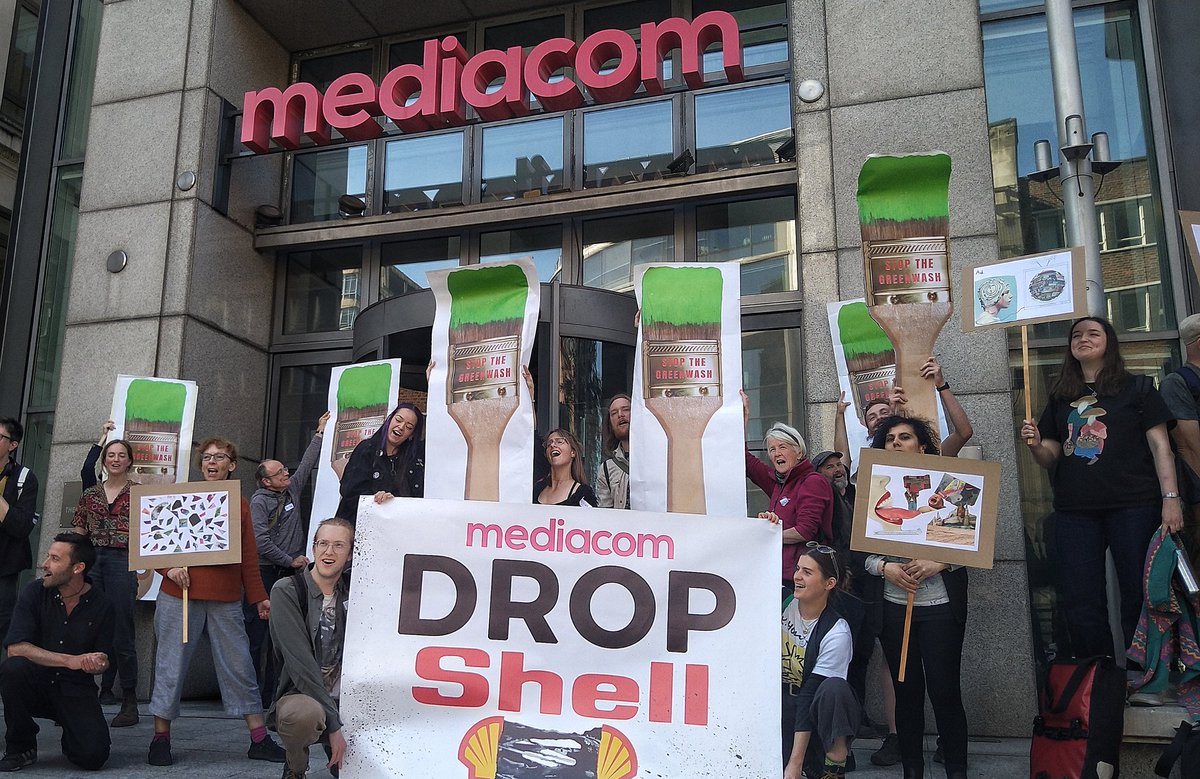 badvertising11's tweet photo. #BeyondConsumerism ended with a call on ad agency Mediacom to stop #greenwashing #Shell oil company 👇👇👇 https://t.co/LcGEyXOYKX