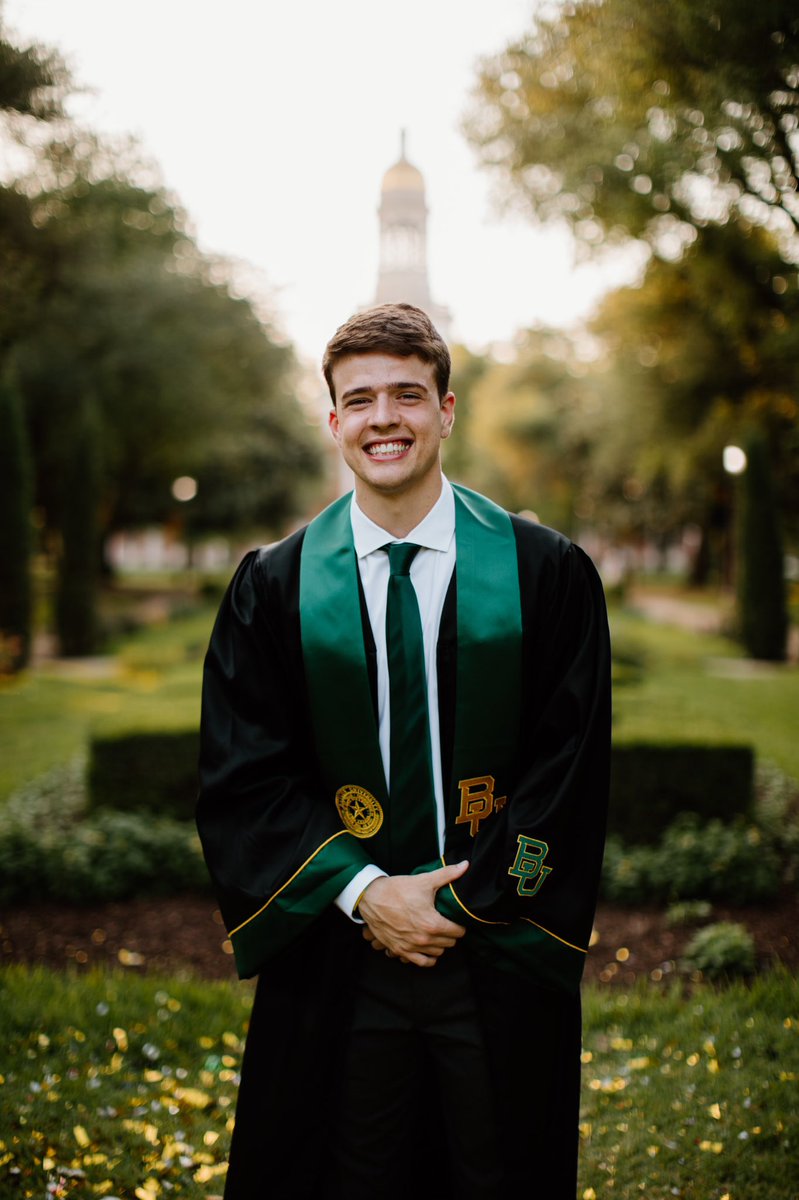 maryctaylor24's tweet photo. #BaylorGrad https://t.co/2EYVXXwdvT