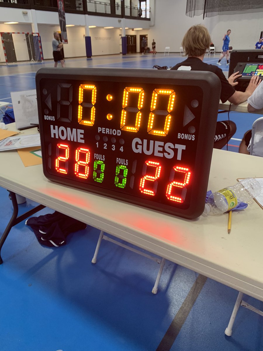 ColumbusArmada's tweet image. And it was a hard fought battle, we come out on top 28-22

No matter what, your Columbus Armada will be playing for a top 3 finish tomorrow

The fight for a spot in the championship game happens at 6:30, see you there @HandballClubTO