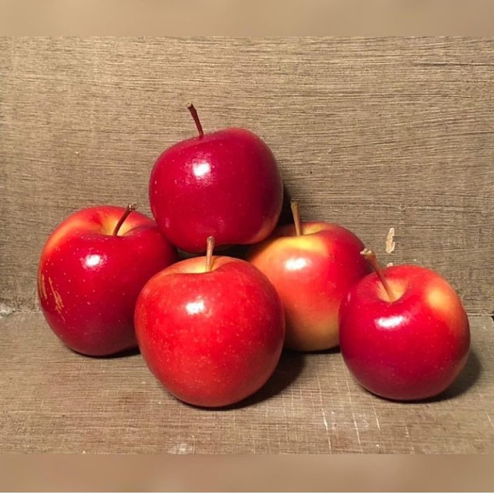 Kani Kootam - 8' by 10'. DM to buy!

#artforyourwalls #painting #indianartists #artlover #artforsale #artvsartist #artcollectors #artcommissions #art #applepainting #artwork #contemporaryrealism #apples #ArtistOnTwitter #artist #nature #interiordesign #kitcheninspo #fruitpainting