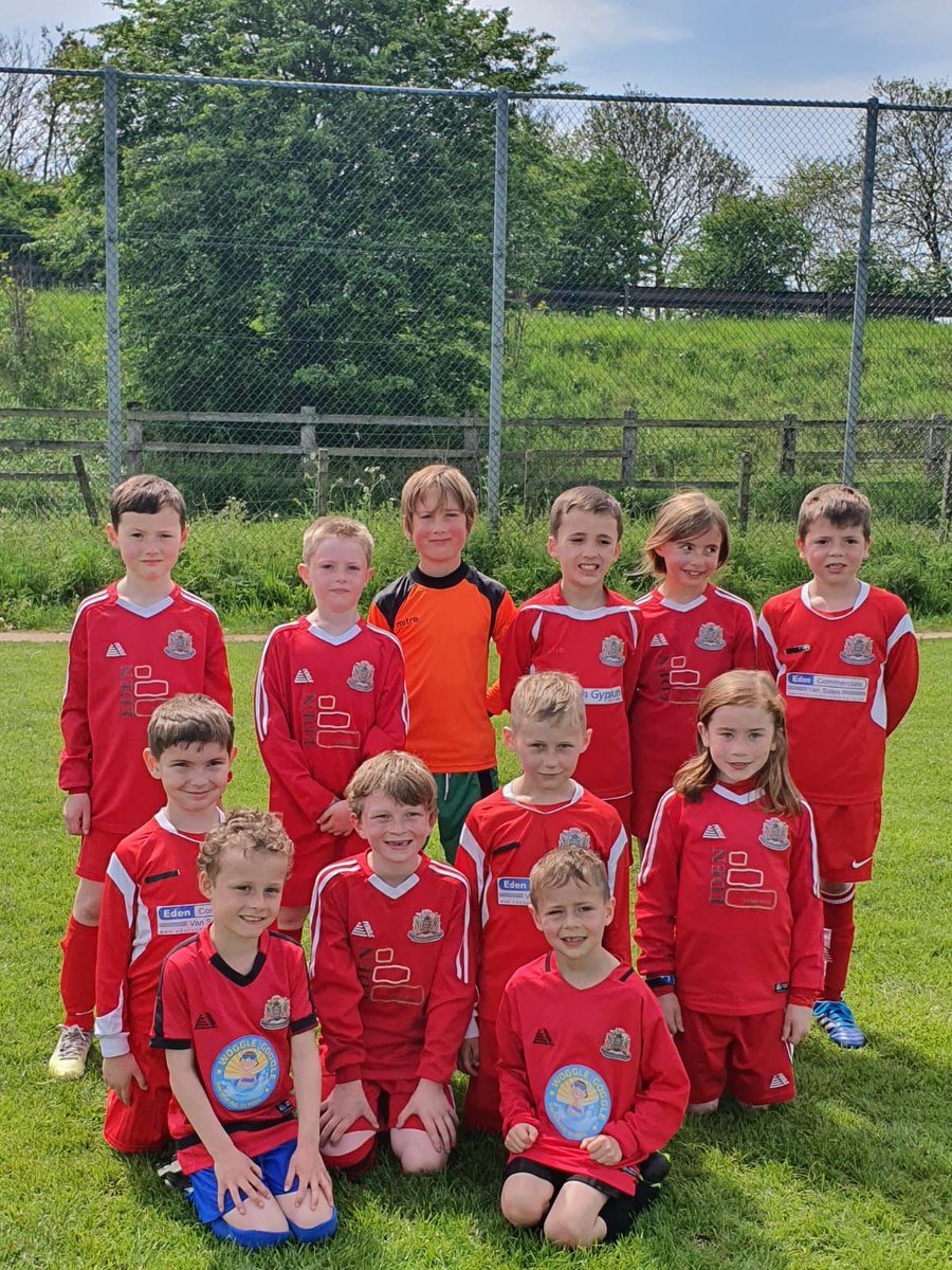 applebyjuniorFC's tweet photo. Fantastic day for our U8s taking part in a tournament at Frenchfield today. The Coaches  were extremely proud of how both teams played. Well done all of you 👏👏👏⚽️ https://t.co/WgOAKwxJCY