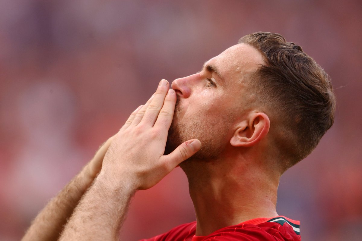 Jordan Henderson is the FIRST Liverpool captain to win 6 different trophies 🏆 #LFC