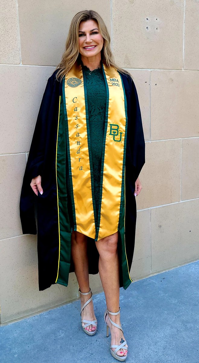 AndyMavs's tweet photo. Congratulations Cassandra Case Faulkner for such an awesome accomplishment. BAYLOR MBA Grad 2022 #BaylorGrad https://t.co/CtoCixSzKE
