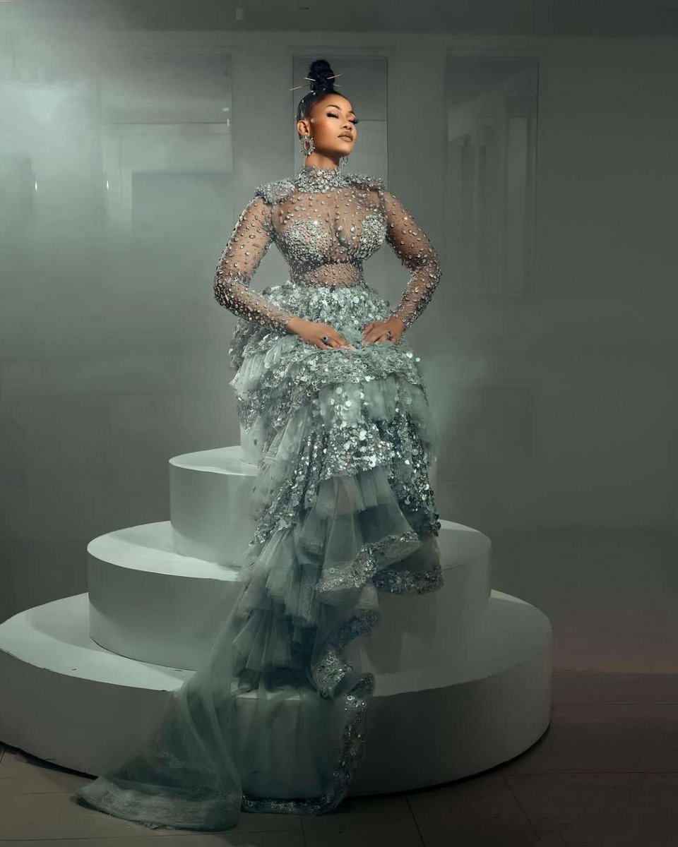 _RebelCB's tweet photo. I present to you Tacha Akide🔥🔥OMG, she ATEEEE #AMVCA8 https://t.co/QJj2JyyjzH