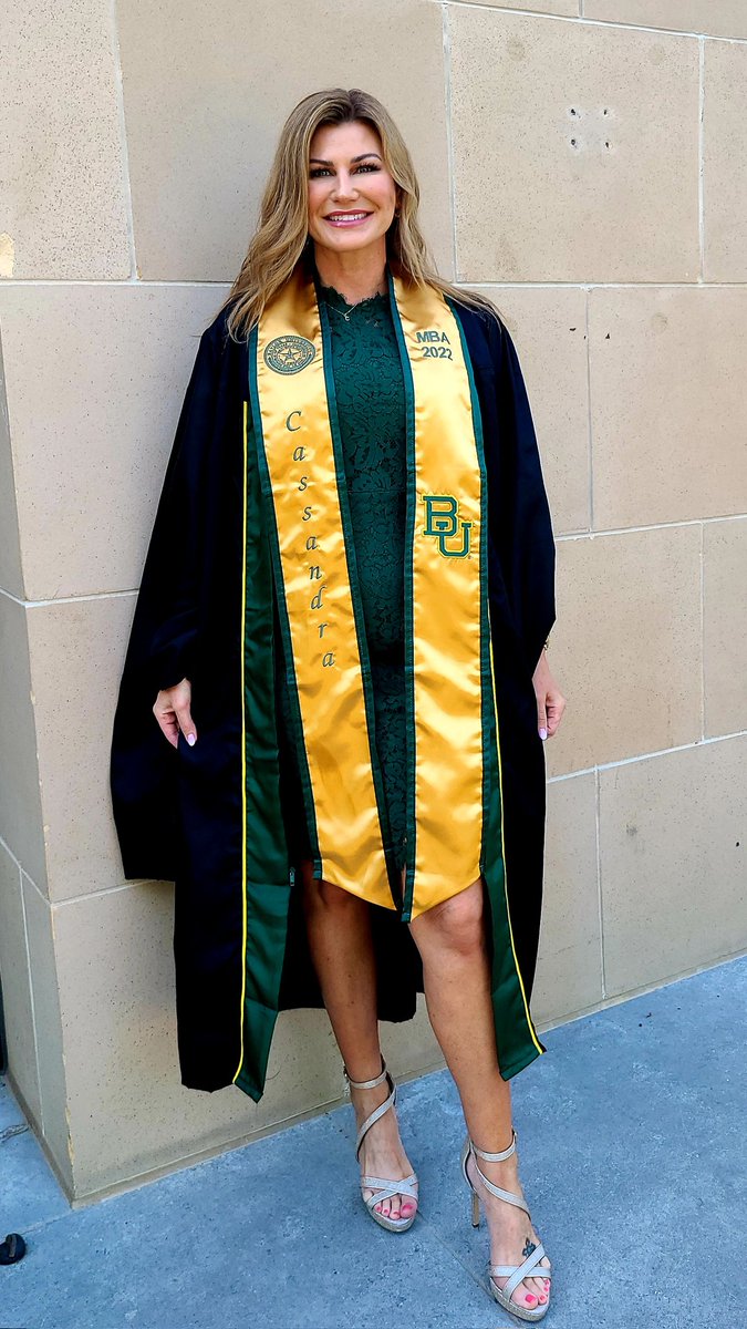 AndyMavs's tweet photo. SicEm Bears!!  🐻   Grat job Cassandra Faulkner!  What an accomplishment. I am so proud of you! #BaylorGrad #SicEm https://t.co/BcRuXTpKfu
