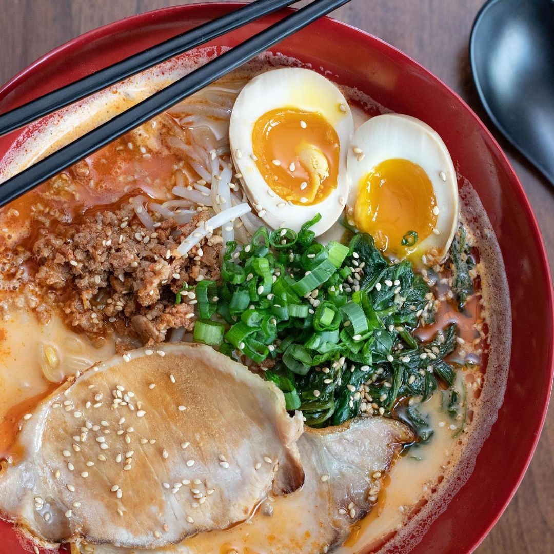 downtown_MB's tweet photo. pssssst, we just found your new favorite ramen joint 😉
📸: @padomanhattanbeach
#DowntownManhattanBeach #MBLocalLove #MBdining #MBramen #ramen #ramenlovers https://t.co/daPomFzBZG