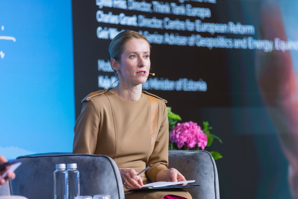 kajakallas's tweet photo. We’re in a watershed moment: decoupling from Russian energy and accelerating green transition. But going green fast won’t be easy for everyone. We must build a story everyone can relate to. 

Thank you for your ideas on how we do this, @SCClemons @lykkefriis @CER_Grant @westgeir. https://t.co/f6koUtUz7H