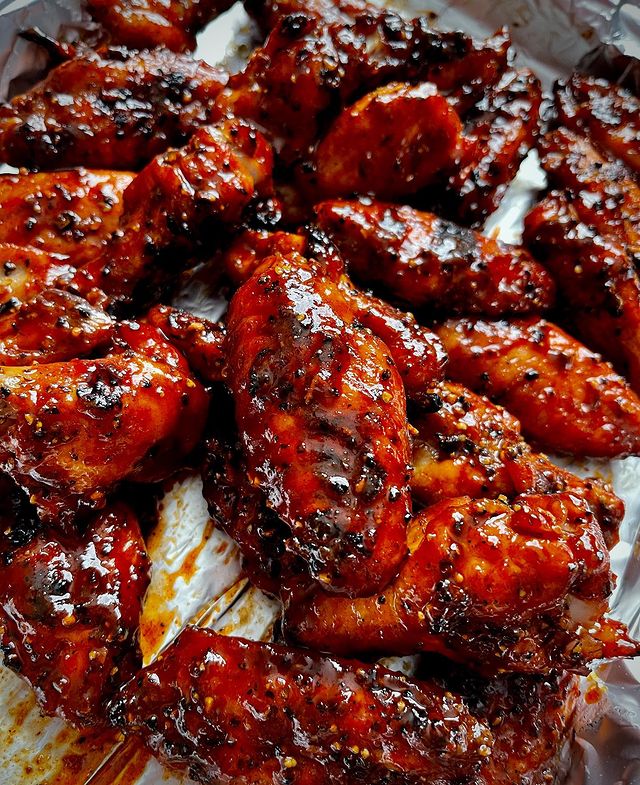 wowbbquk's tweet photo. #WeekendWings on the Grill! These look incredible! @uncle_hemmy_bbq
#ChickenWings #Chicken #BBQ #WeberGrills https://t.co/uKy1dfkH3K