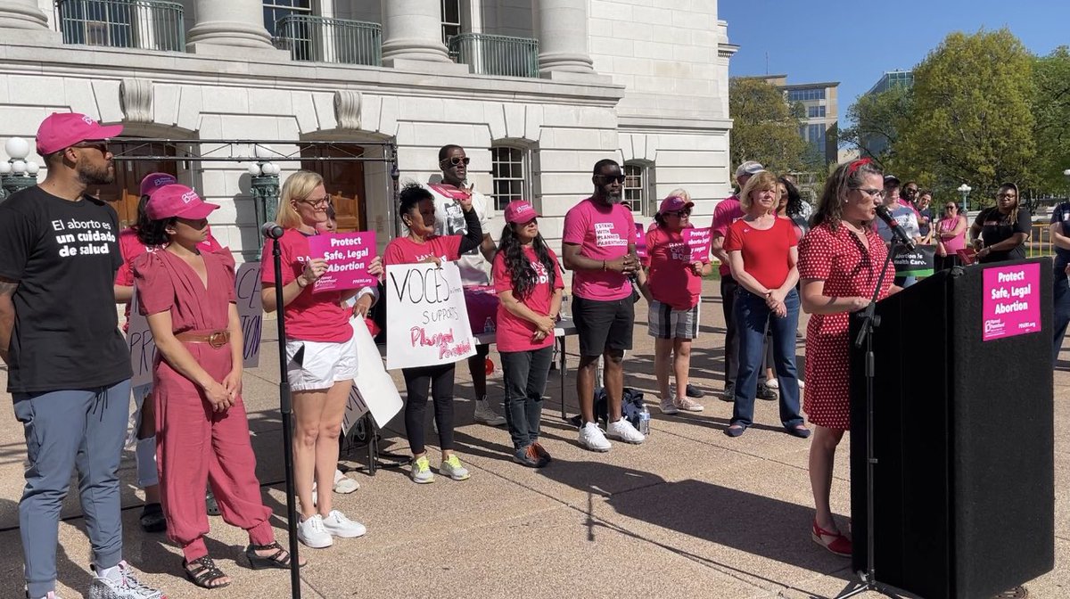 VDLF_Action's tweet photo. Voces is proud to join @PPAWI & @PPact to say loud and clear #BansOffOurBodies! Abortion rights are immigrant rights and human rights! #WisconsinStateCapitol #Madison https://t.co/jXPb57AbTT