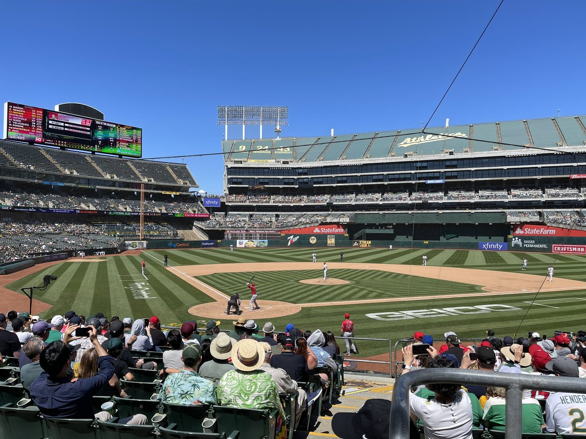 kane_sf's tweet photo. #athecoliseum https://t.co/X5LXRO5sf2