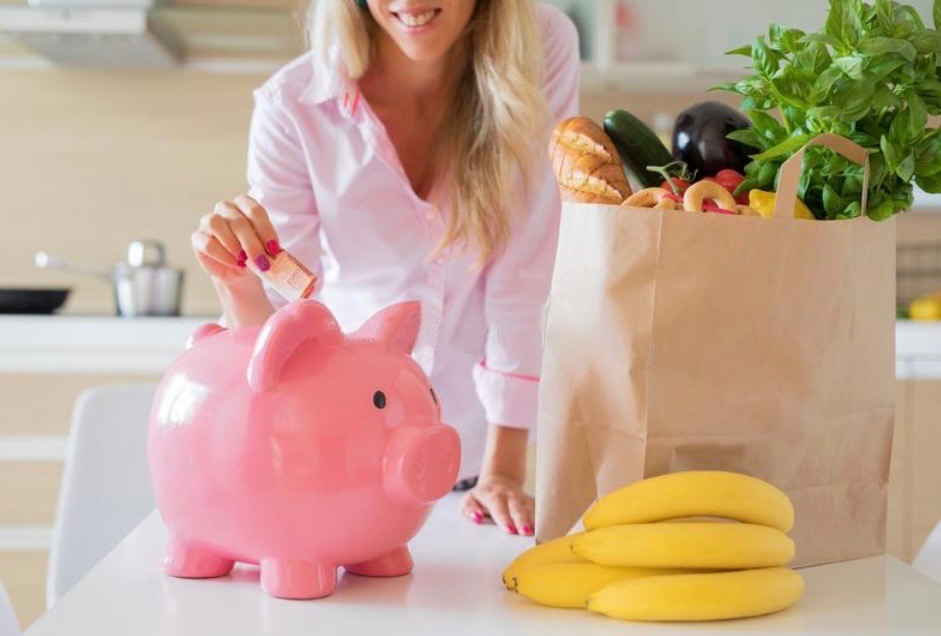 WomenMoneyBlog's tweet photo. Dear ladies, new article on money saving habits is here!
Read full article here:
https://t.co/NuhdneHLQ0
#womenmoney #womensavings #womensavinghabits #moneysaving #moneysavingtips #moneysavingtricks #cashback #saveonpurchases #getefficient https://t.co/s9k64GaDTI