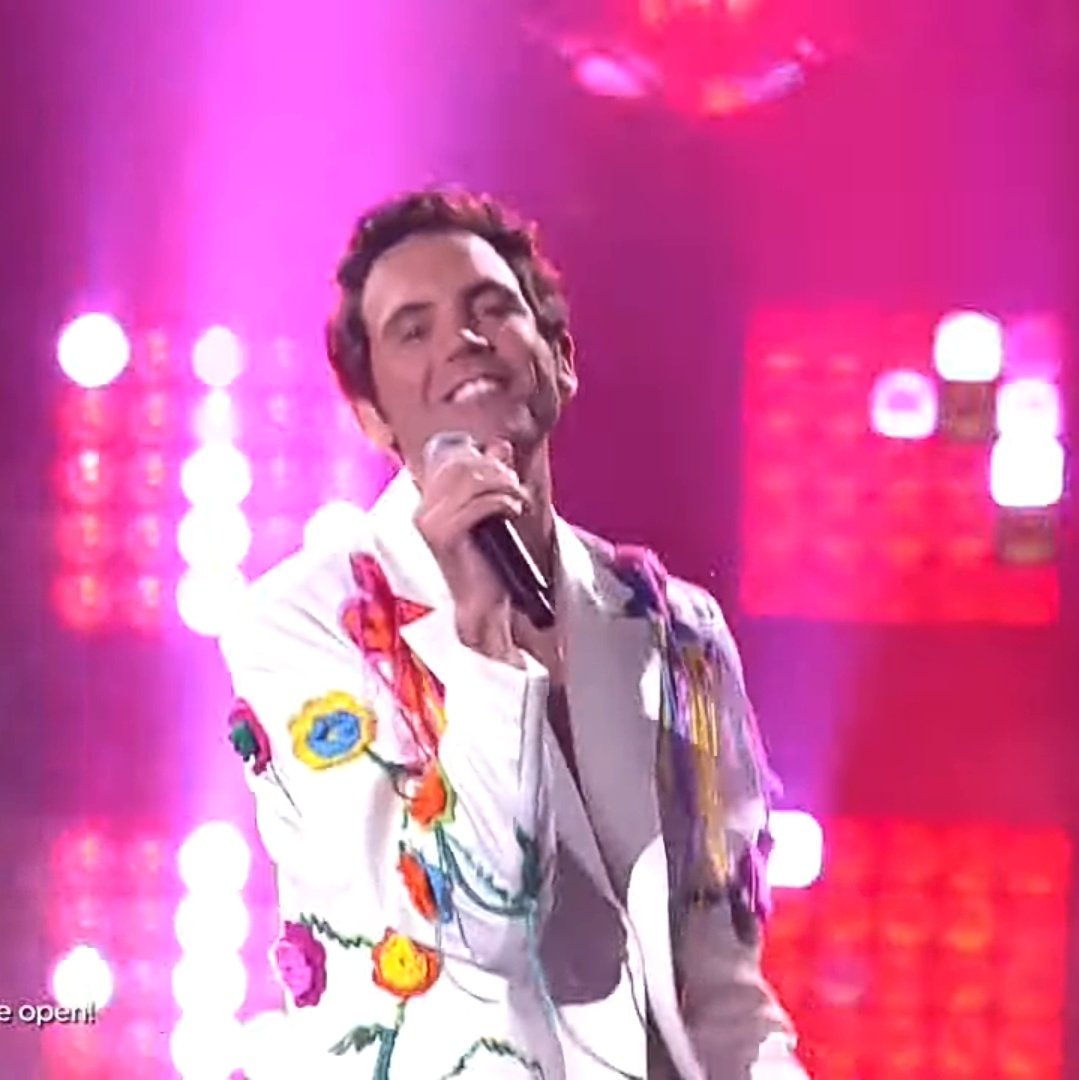 mxrallygrey's tweet image. КОРОЛЬ ЕВРОВИДЕНИЯ АЙ КУД БИ БРАУН АЙ КУД БИ БЛЮ АЙ КУД БИ ВАЙОЛЕТ СКАЙ

#Eurovision