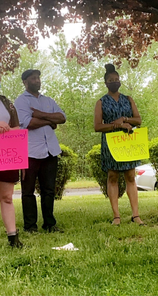 blm860's tweet photo. Thank you to @ct_state for coming to the @centralctdsa Wedgewood Tenants Union Kickoff. 

#PeoplePower 
#TenantOrganizing https://t.co/K3frQfOZco