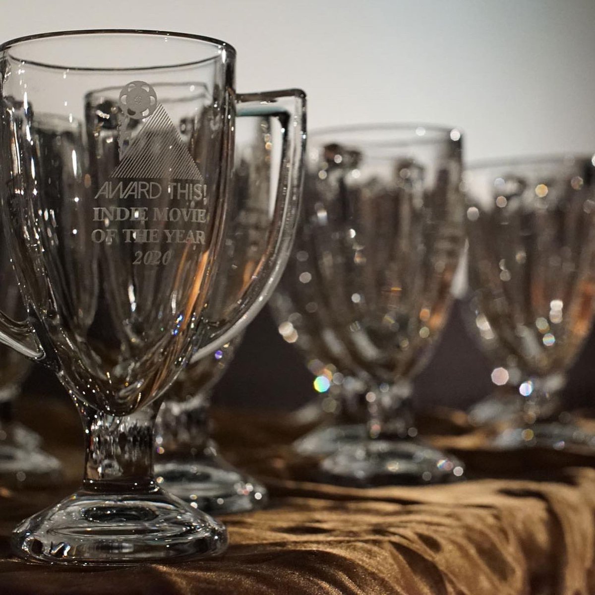 FilmThreat's tweet photo. Come to the party! @AwardThis! is @FilmThreat’s annual event celebrating the best of truly indie films on Sat, May 21 at @TheFridaCinema. Join us for drinks, the show and an awesome gift bag. Get tix on https://t.co/ScpdOipEeQ. #AwardThis #AwardThis2022 #SupportIndieFilm https://t.co/UqvS7QbTDN