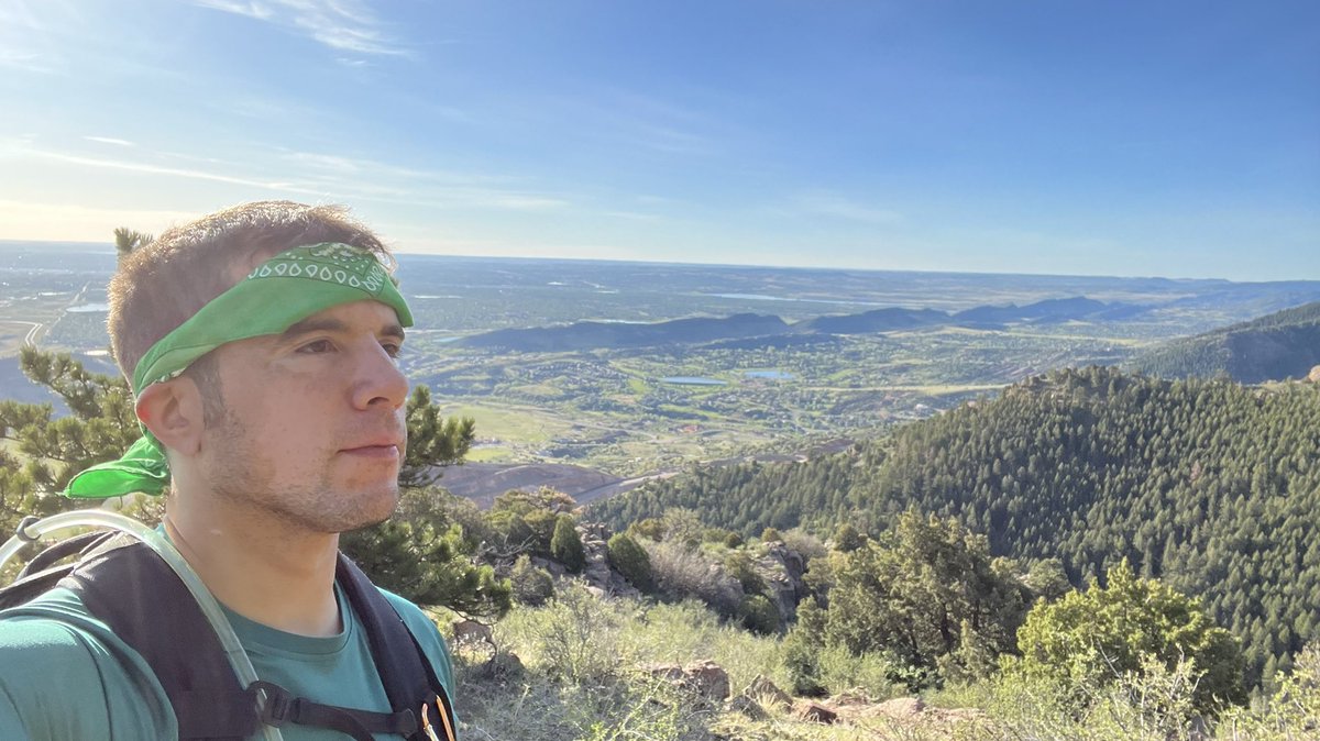Suley5676's tweet photo. Sunrise at Mount Falcon Park. 

Hike no: 20
Week no: 19
Total elevation gained: 33,711 feet
Total miles hiked: 152.4 
#hiking #52hikechallenge  @douglascountyco https://t.co/hUKtp8QGyj