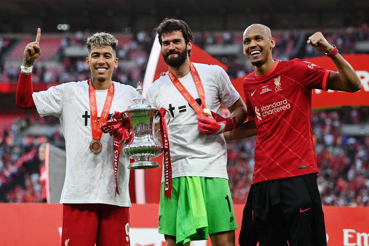 LFCIndonesia's tweet photo. 🏆 Mari rayakan malam ini bersama! 🔴 https://t.co/eLwxXokivT