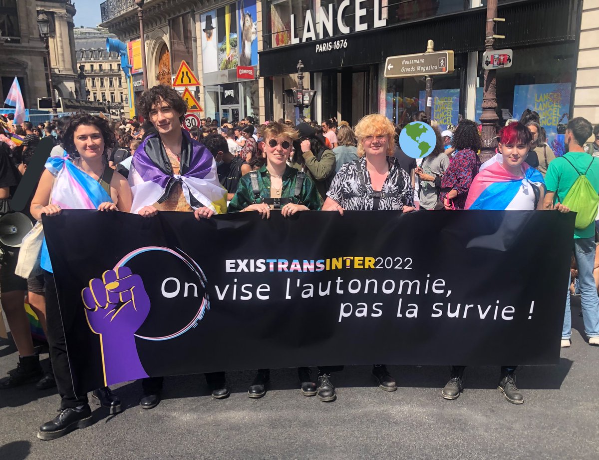 moonagenight's tweet image. journée incroyable au côtes de personnes incroyables 
merci à vous tous•t•es #existransinter