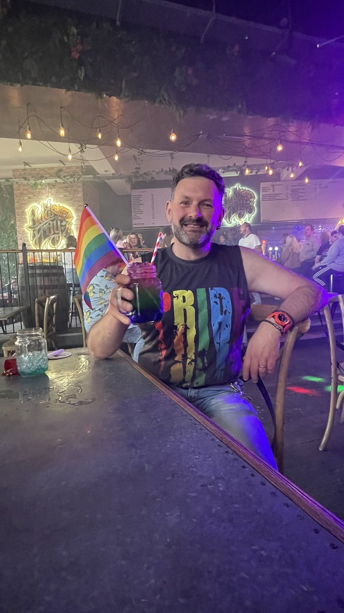 tidaljunk's tweet photo. Sometimes you just gotta hop along with the other #OddFrog!  Enjoying the #FurnessPride after party! https://t.co/CaNHT4P5pm