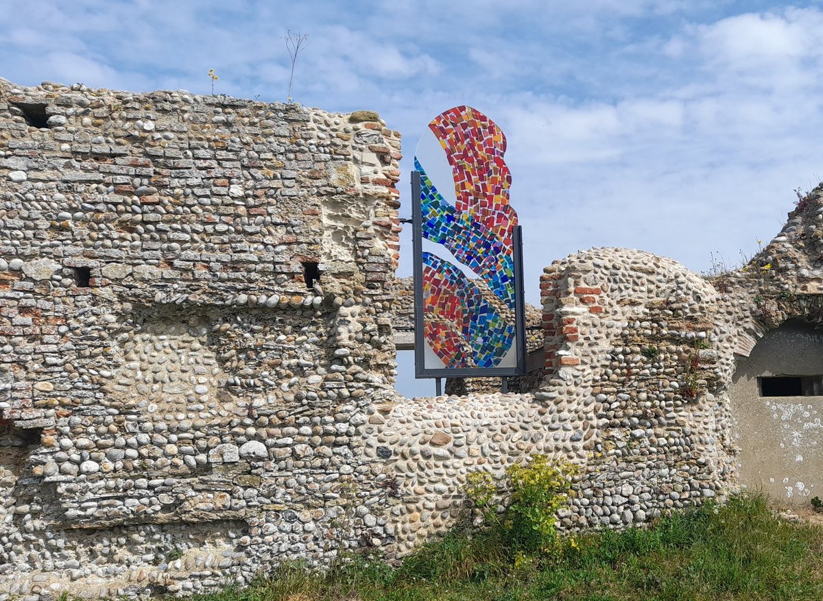 Saw this beautiful art work called " A Wing and a Prayer" on our 6 mile walk through lovely <a href="/RSPBMinsmere/">RSPB Minsmere 🌍</a> today ♥