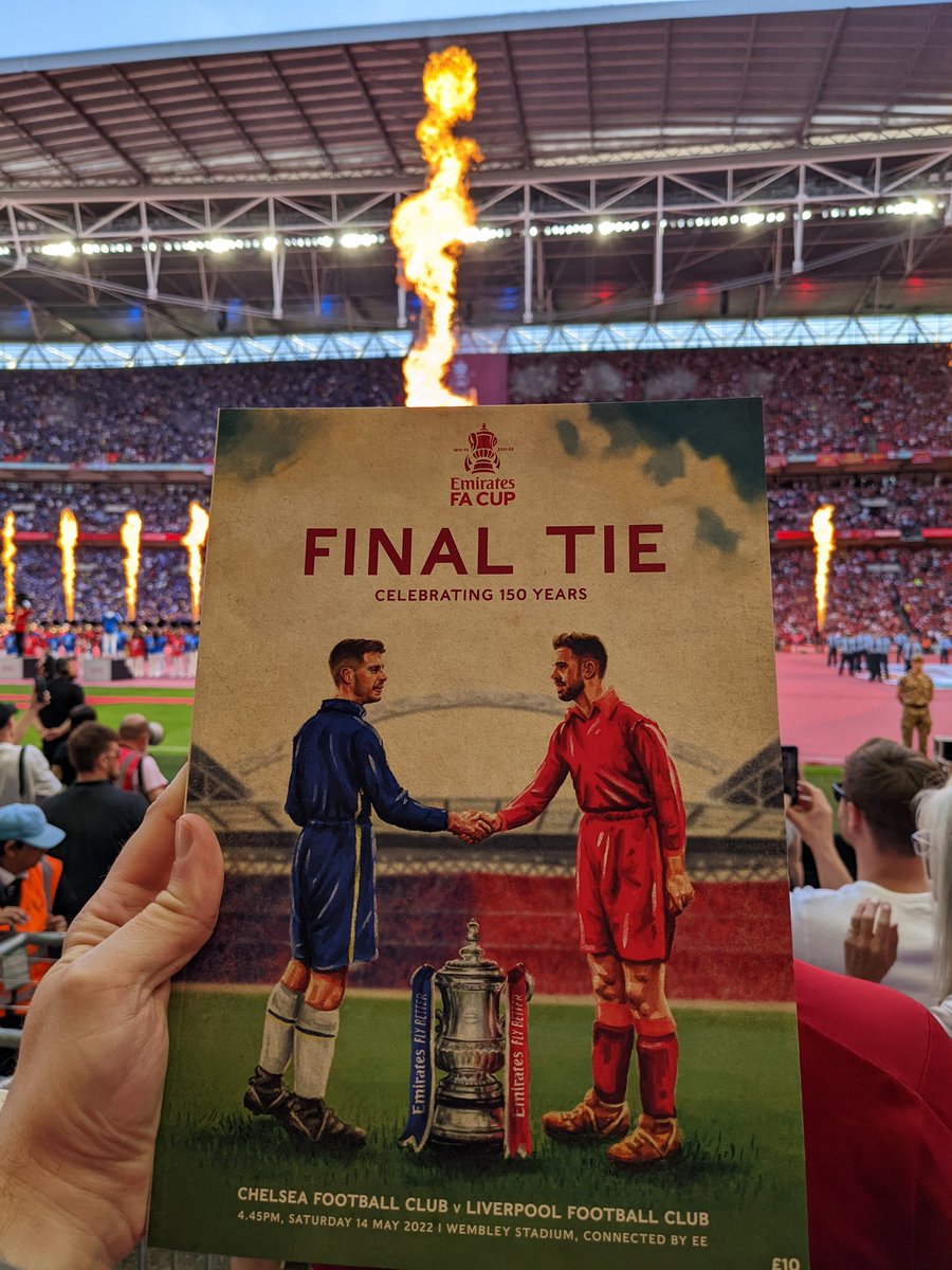 philthyart's tweet photo. Ok this may clinch it as my proudest career moment to date! Huge thanks to all at @EmiratesFACup for letting me loose on the semi final and final covers. Result wasn't bad too!!👍💪🔴 #LFC #FACupFinal #YNWA https://t.co/mWu3nFuN07