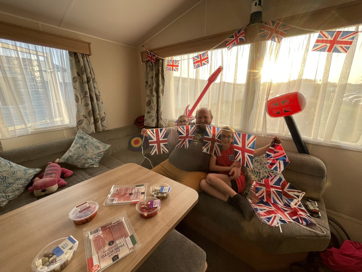phillyofficial's tweet photo. @bbceurovision partying in our caravan in Cayton bay, Scarborough, shout out to our boys Brett &amp; Aiden young eurovisioners 🏳️‍🌈 #Gaydays #Adoptedchildren #Loveeurovision #bbceurovision2022 https://t.co/FqLaRylHvE