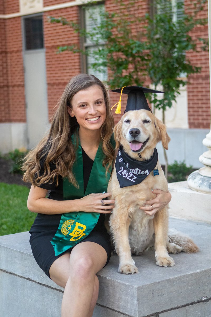 BruisersDGFL's tweet photo. Happy graduation to this one! @Baylor #BaylorGrad #SicEm #BU22 https://t.co/NYvZJizUd8
