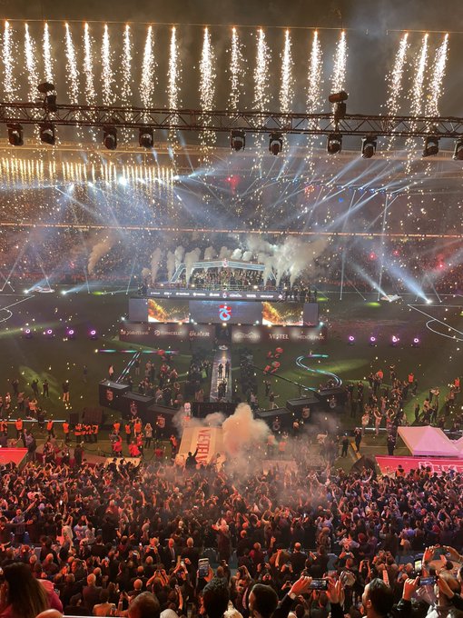 1995 - 96 da Çaldınız
2003 - 2004 de Çaldınız
2010-2011 de Çaldınız Yakalandınız
2019-2020 de Çaldınız
2021-2022 Bu sefer Çalamadınız
8 nci Şampiyonluk Kutlu Olsun <a href="/Trabzonspor/">Trabzonspor</a>