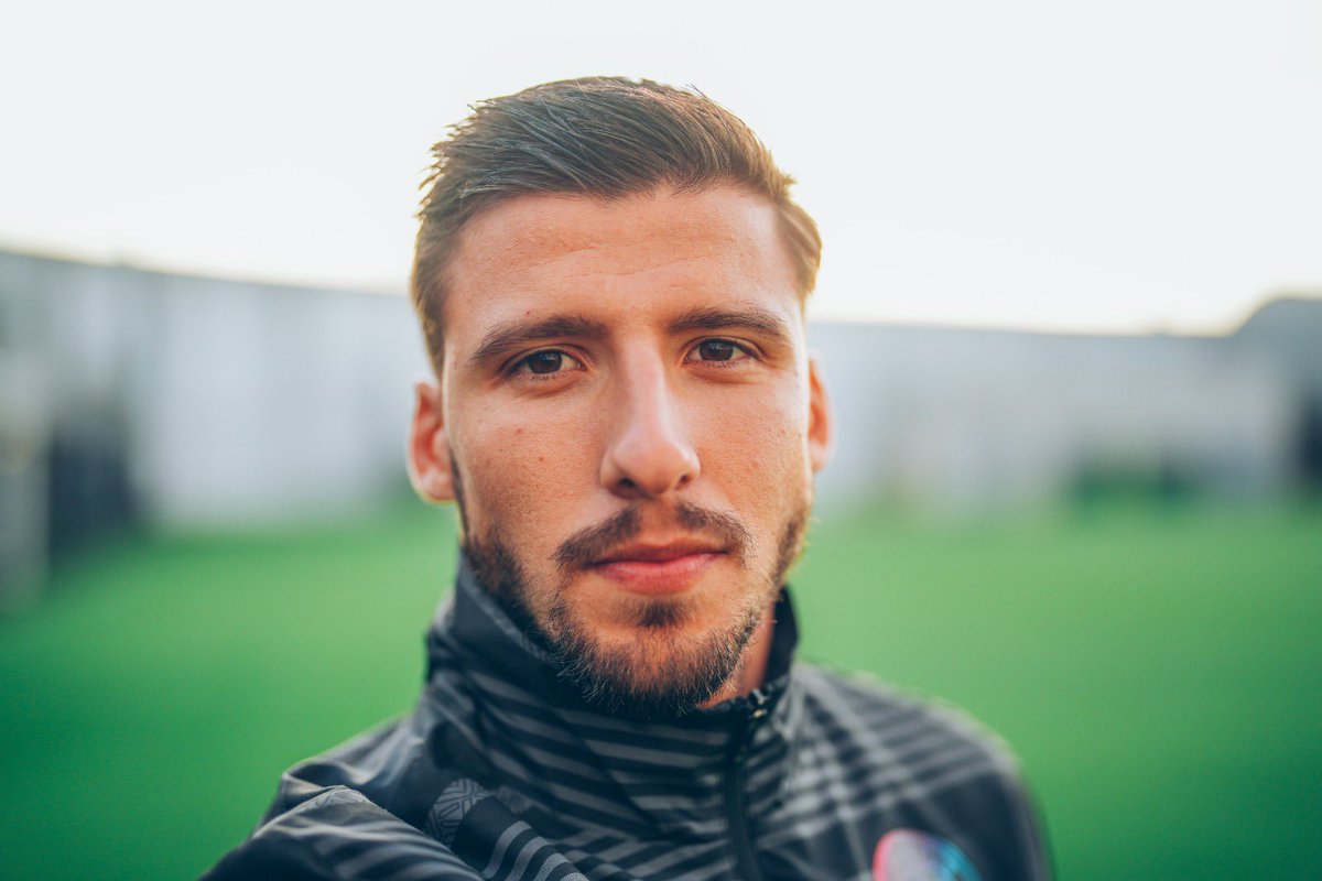 rubendias's tweet photo. Thank you for all the birthday messages! Always special to feel the love from all of you. 25…here we goo✊🏼🔥 https://t.co/afxsGLZzn5