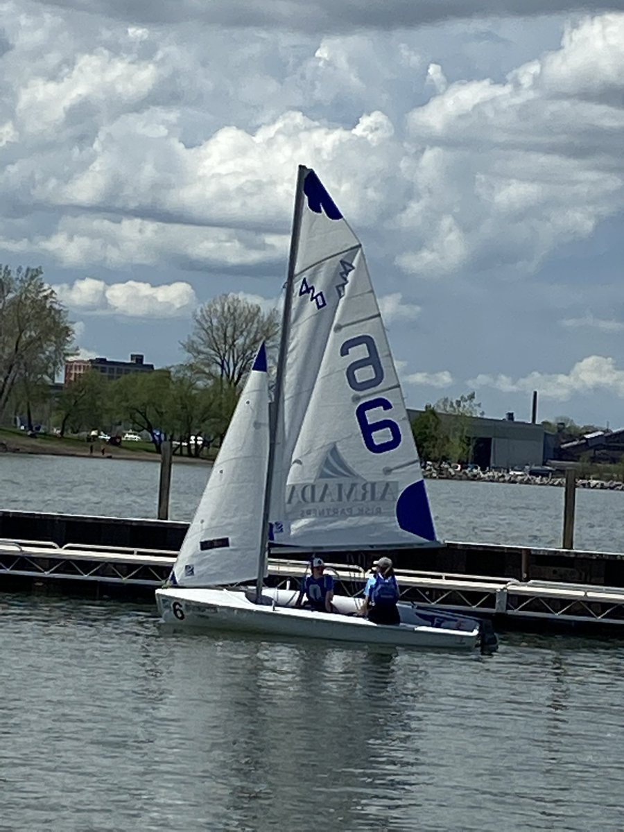 Congratulations <a href="/EFriedauer/">Emma Friedauer</a> &amp; Connor finishing 3rd place at <a href="/Foundry216/">THE FOUNDRY CLE</a> A fleet.  Only 2 races today, great job making it count! 💙⛵️🎉