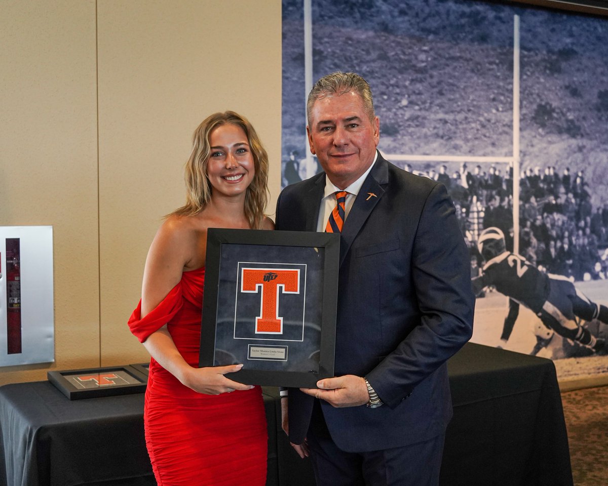UTEPwgolf's tweet photo. Congratulations to @TaylorMonica99 on graduating today! #PicksUp https://t.co/Ek2C0X178H