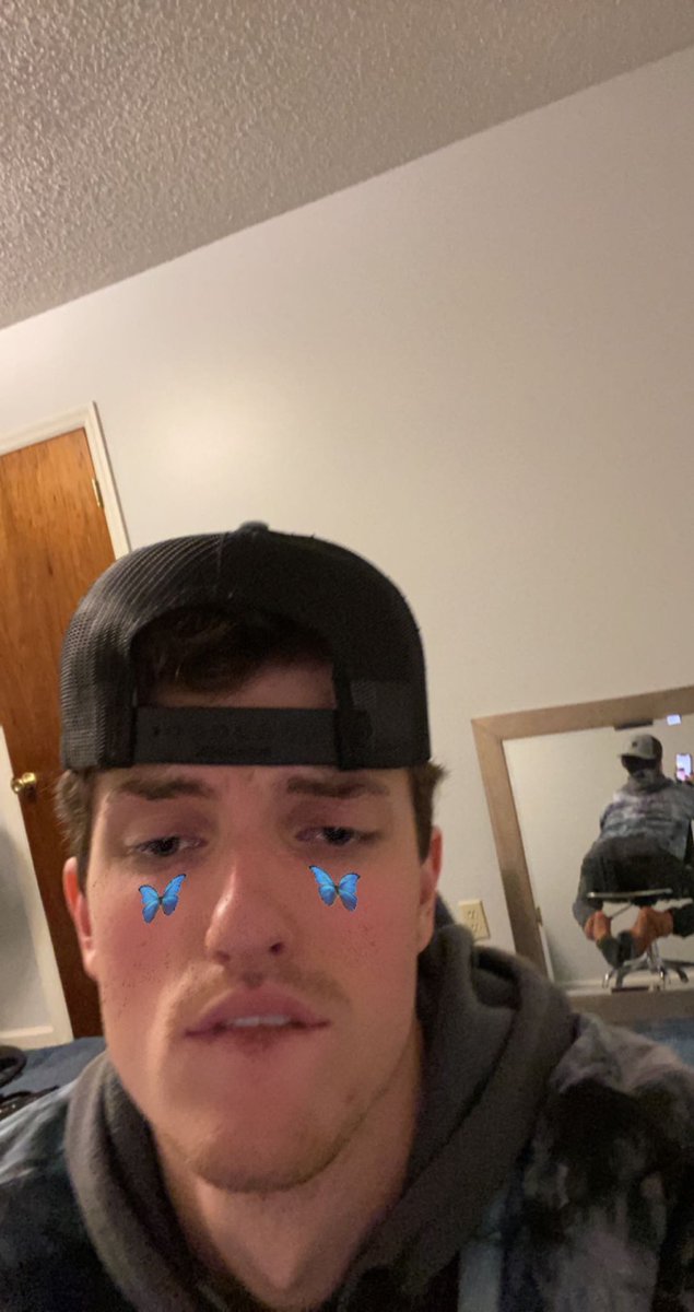 TheJakeOff's tweet photo. call me Jeans the way I get in those pants denim outta there 💨 https://t.co/nZD7ymICqy