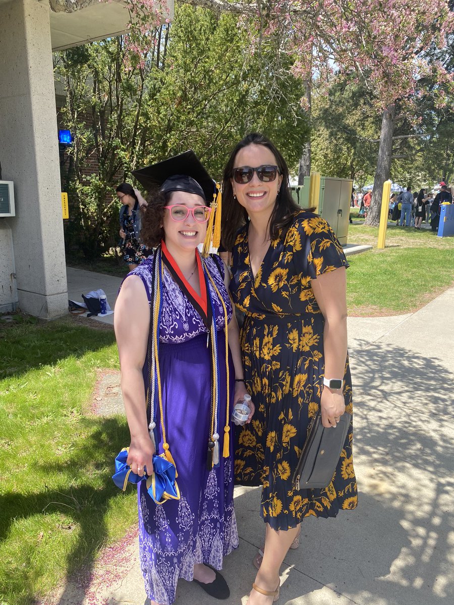 Proud of these <a href="/NorthernEssex/">NorthernEssexCC</a>  #necc2022 graduates! I’m humbled to work with so many amazing ambassadors and can’t wait to see them continue to accomplish their goals! 🎓