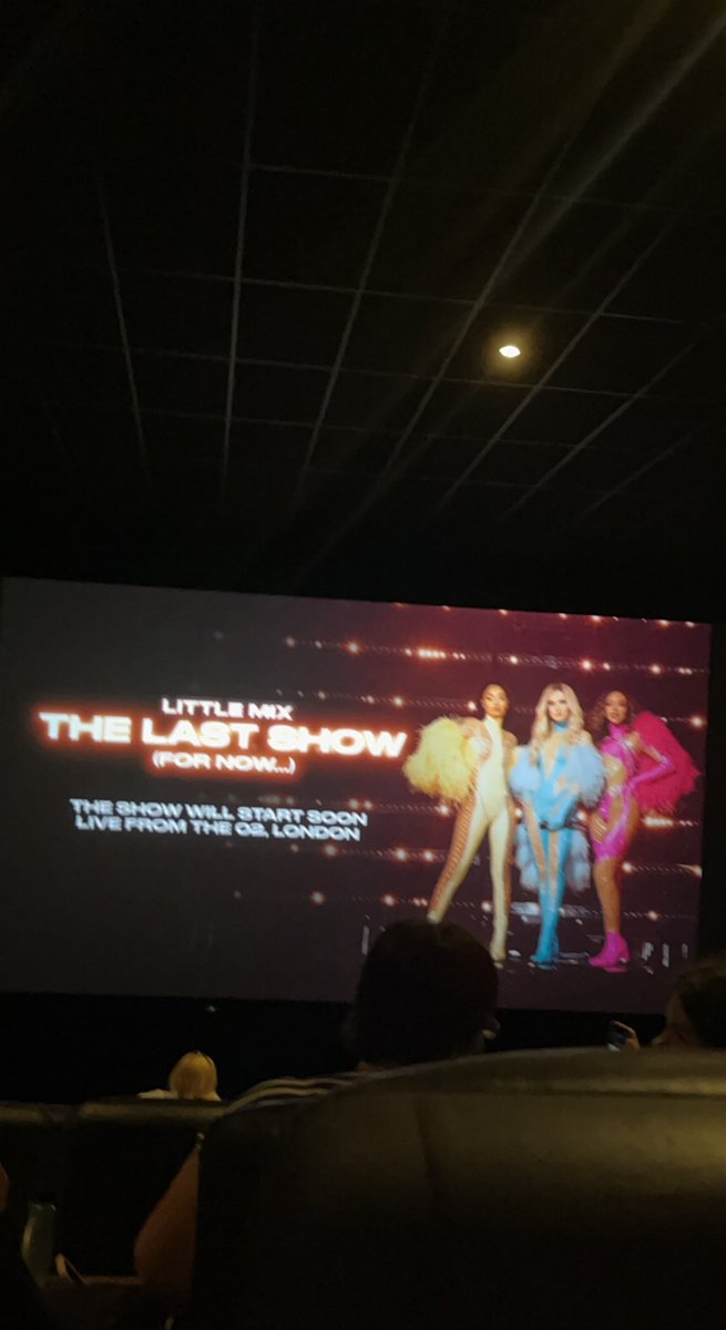 Moonlixht_Ari's tweet photo. ahhhh!! 💕 #LittleMixLastShow @LittleMix https://t.co/5cfFVk0f7D