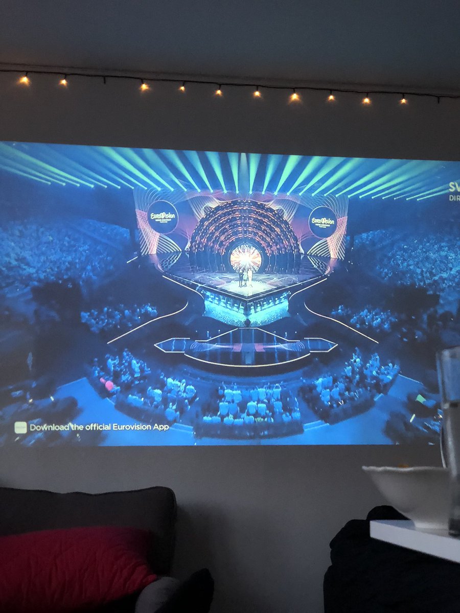 fabimarim's tweet photo. I’m so getting used to this! An #Eurovision party for the finals ✨ https://t.co/XfaKXIFz0z