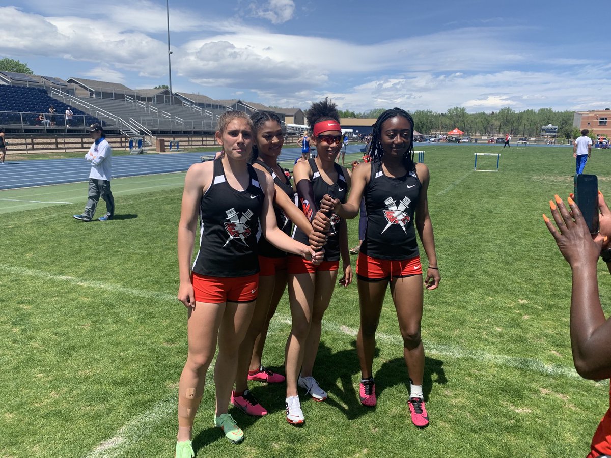 raptorathletics's tweet photo. Track League Finals: Girls 4 x 100 Favour Akpokiere, Jaylynn Wilson, Bianca Gleim, and Haley Esser wins it and lowers their state-leading time to 47.65. Way to go girls !!! #readyforstate https://t.co/BVuDDMLBbA