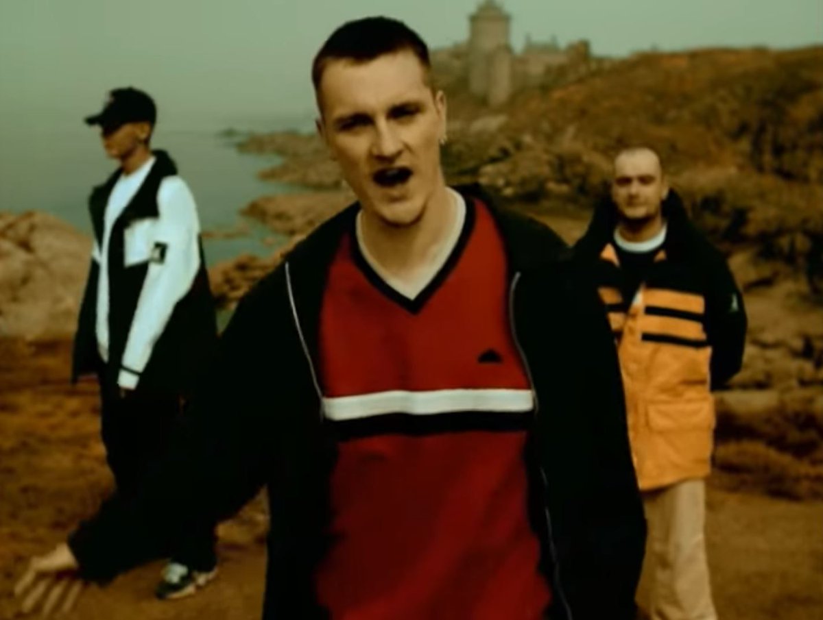 LePakpak1 tweet media