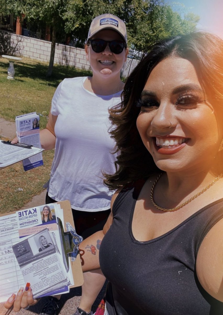 Knocked doors in the Gateway neighborhood this morning with <a href="/SoySophiaAlexis/">Sophia Alexis Carrillo Dahl (She/Her/Ella)</a>! Thanks to the folks who came out and knocked doors with us today we appreciate the all the support!