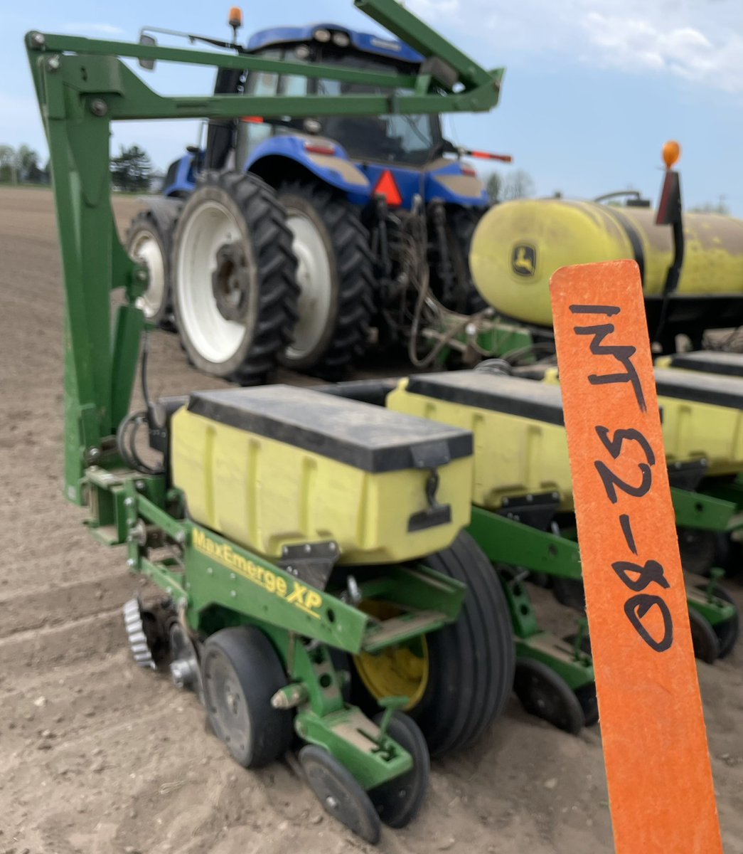 SeedNEWS4You's tweet photo. Getting after it in Edmore, MI πͺ π½ #getPERFORMANCE https://t.co/YPAL3SgvwC