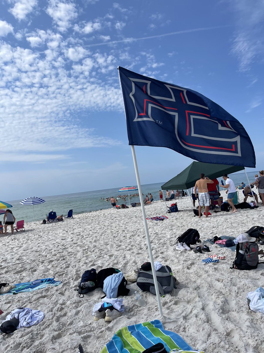 The HC flag is flying high in Gulf Shores, Alabama as we wrap up spring football! Go Rebels! <a href="/88Gamecock/">Scott Andrew Peavey</a> <a href="/PatrickSyer/">Patrick Syer</a> <a href="/Jackpeavey9/">Jack</a>