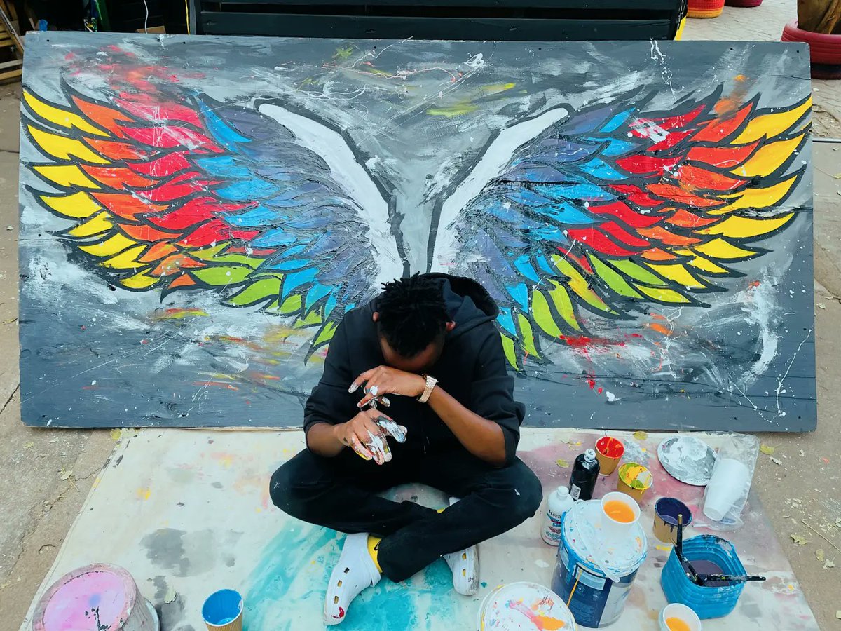 LINCOLN_L_G's tweet photo. Went to fuck up with color today at #DiamondSquare at mainmall. Thank you @mr_bradleyBW for this amazing opportunity 🧡🏳️🌈 did it for US https://t.co/NvG0r8hNcT