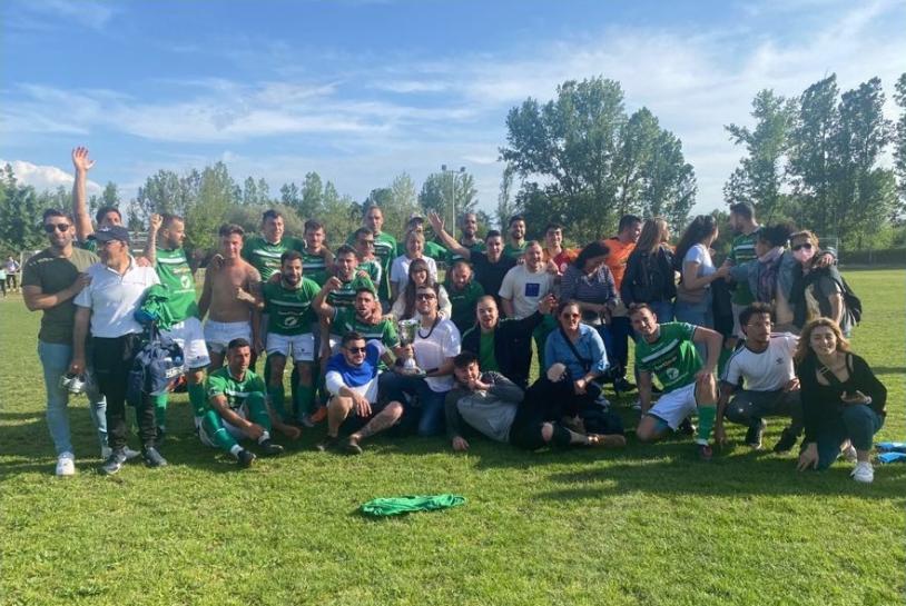Zamora24horas's tweet photo. El @CCoreses asciende a Regional de Aficionados https://t.co/xgEr5yxUhX https://t.co/H6Dd992vEB